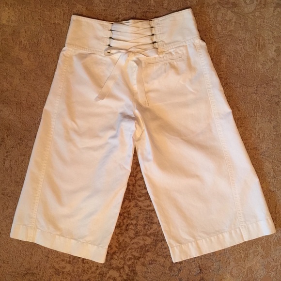 BCBGMAXAZRIA RUNWAY bermuda pants - Picture 5 of 11